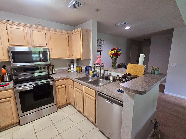 7701 Timberlin Park Blvd #837 — Photo 4