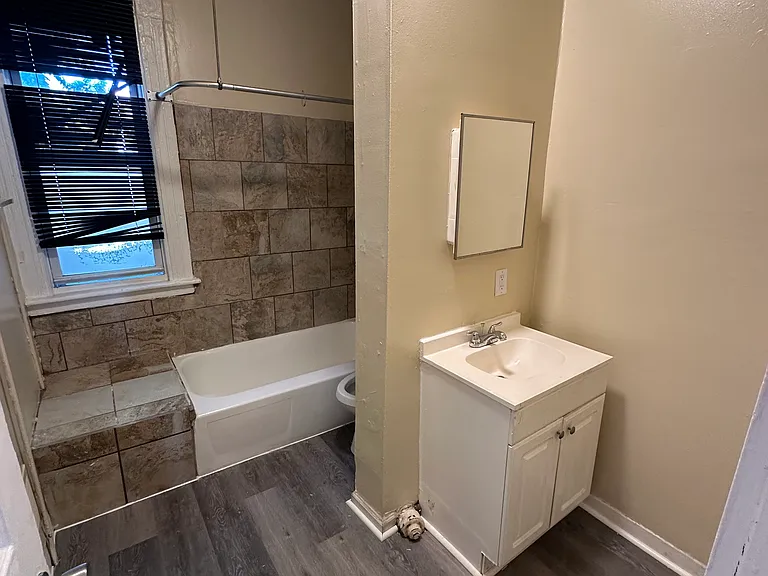 19 Elliott St #2 — Photo 8