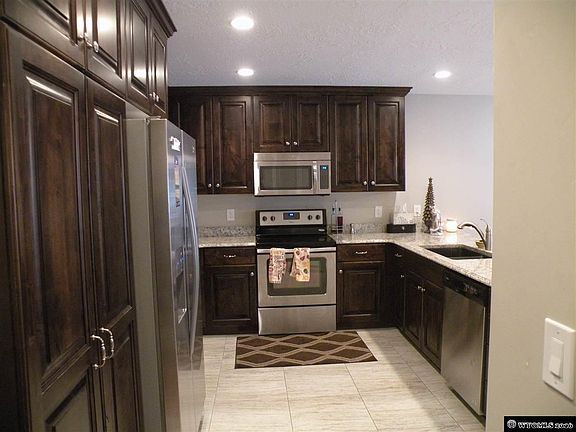 2nd image of 230 Caribou Dr
