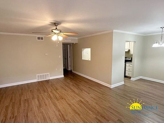 3rd image of 600 Scenic Hwy APT 121
