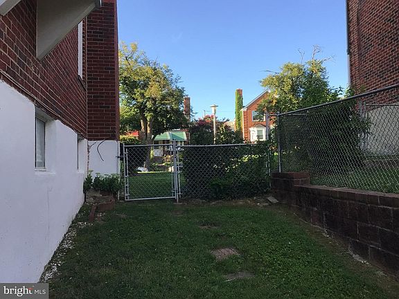 3rd image of 1613 Winford Rd