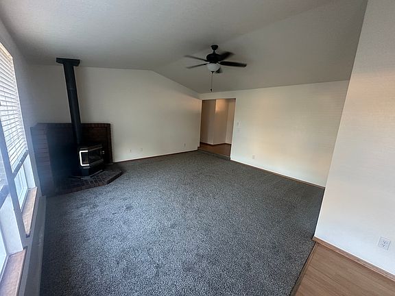 4th image of 1603 S 74th Ave
