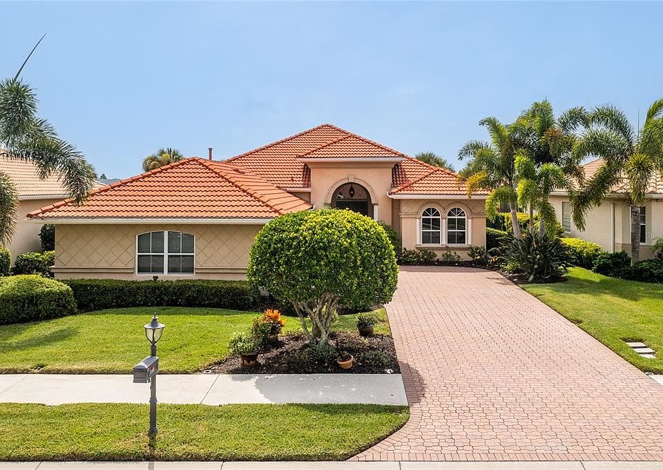 1st image of 106 Caneletto Way