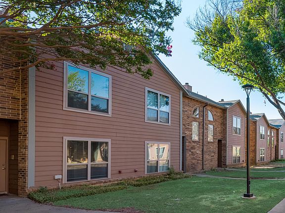 5th image of 500 Norwood Cir E