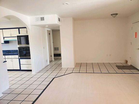 4th image of 10528 W Snead Dr