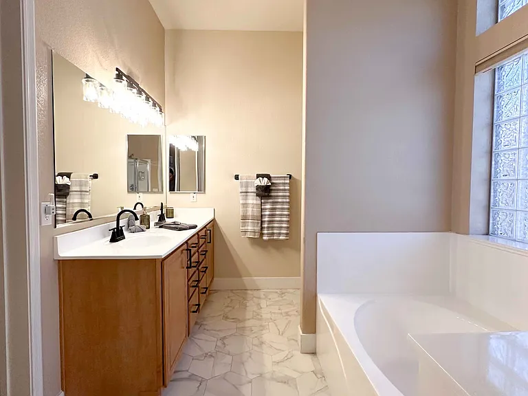 9864 W Echo Ln — Photo 9