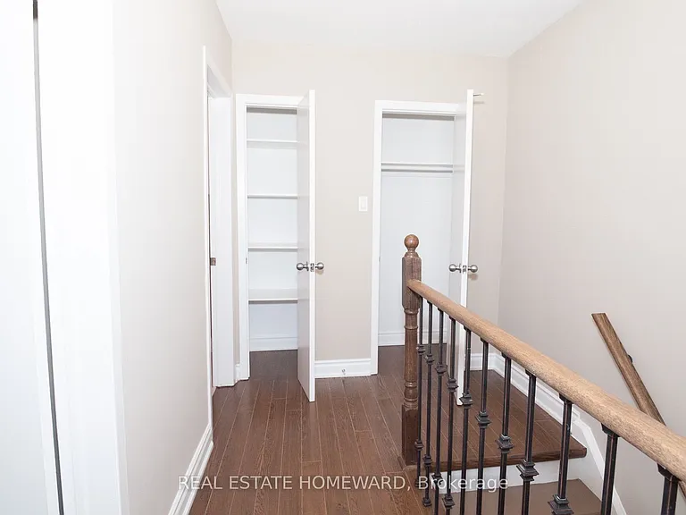 920 Pape Ave #B — Photo 19
