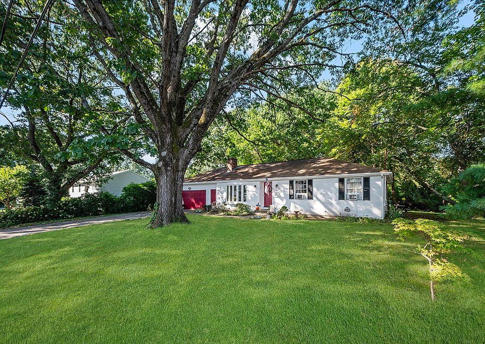 163 St, Warwick, RI 02888 Zillow