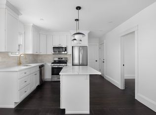 403 Morris Ave #1, Providence, RI 02906