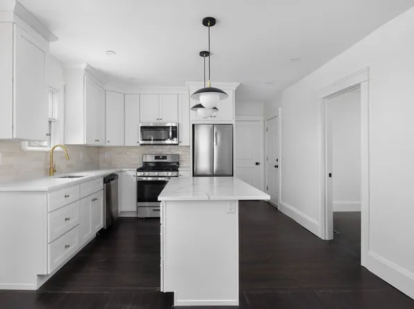 403 Morris Ave #1, Providence, RI 02906