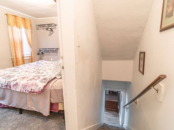 4th image of 39 Rose St