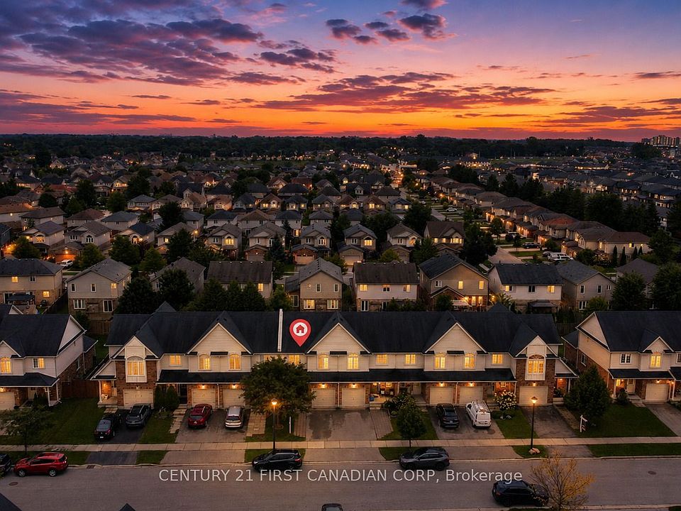 1st image of 947 Silverfox Cres E