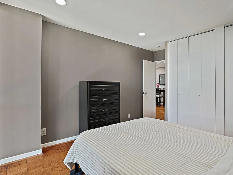 300 M St SW #806N — Photo 15