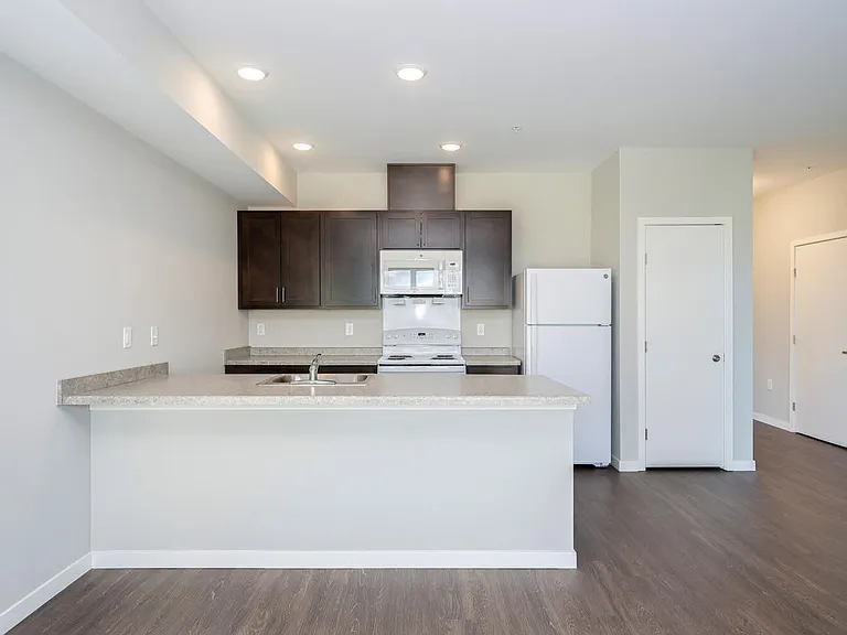 Shelby Commons — Photo 24