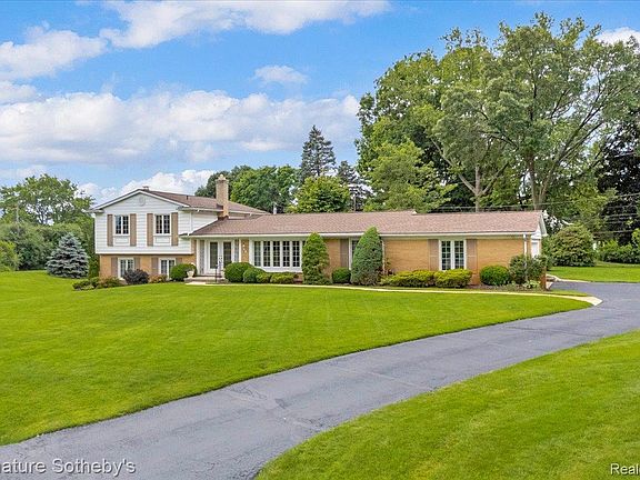 3rd image of 6851 Meath Hunt Cir