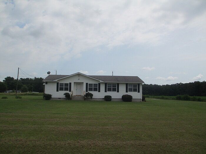 1st image of 129 Skippers Ln