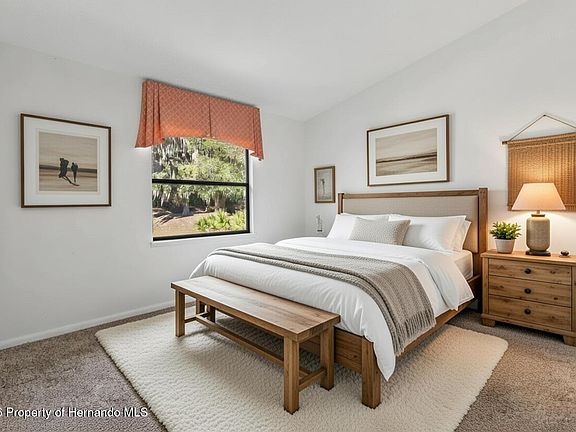 3rd image of 475 Landing Blvd