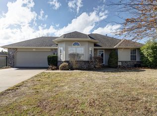 429 N Claremont Pl, Republic, MO 65738