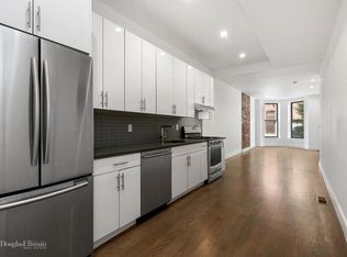 340 14th St APT 1R, Brooklyn, NY 11215