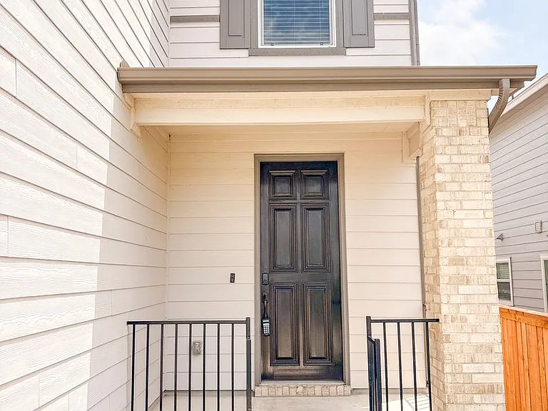 229 Barbary Coast Ln — Photo 2