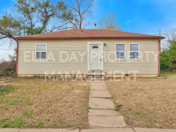 2505 N Chautauqua Ave, Wichita, KS 67219