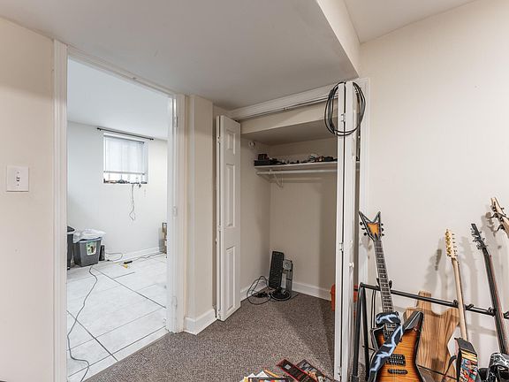 5th image of 3113 W Wilson Ave #B