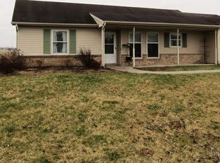 96 W Honeysuckle Ln, Decatur, IN 46733