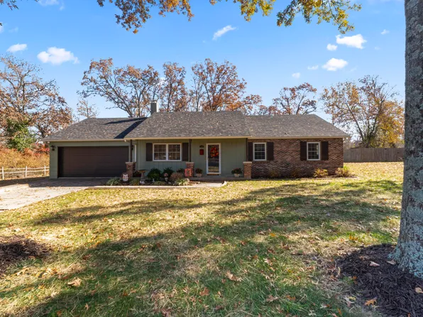 1409 Oak Street, Cassville, MO 65625