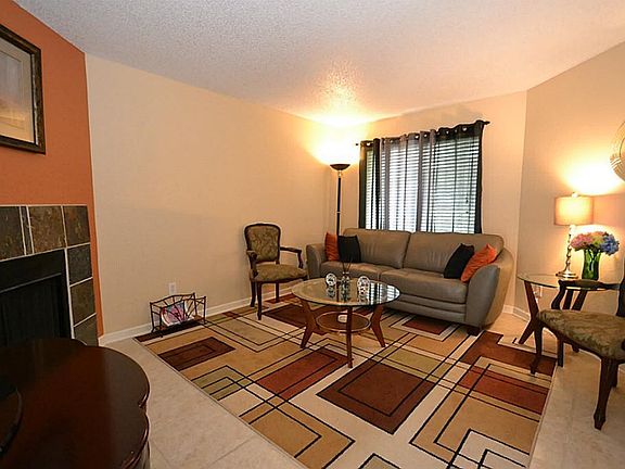 5th image of 3808 Landmark Dr