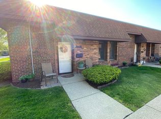 22747 Garfield St, Saint Clair Shores, MI 48082