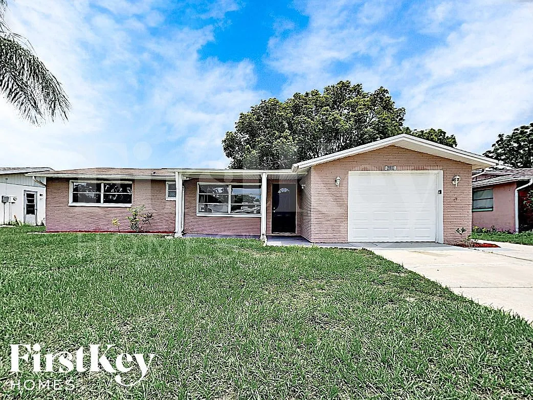 2 bed, 2.0 bath, 1314 sqft, $2,020 — Photo 1