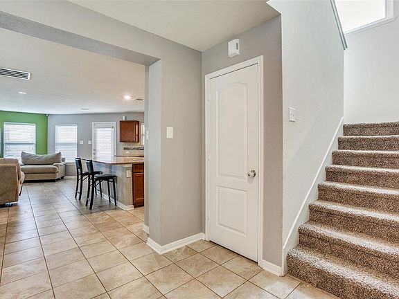 5th image of 7230 Mountain Prairie Dr