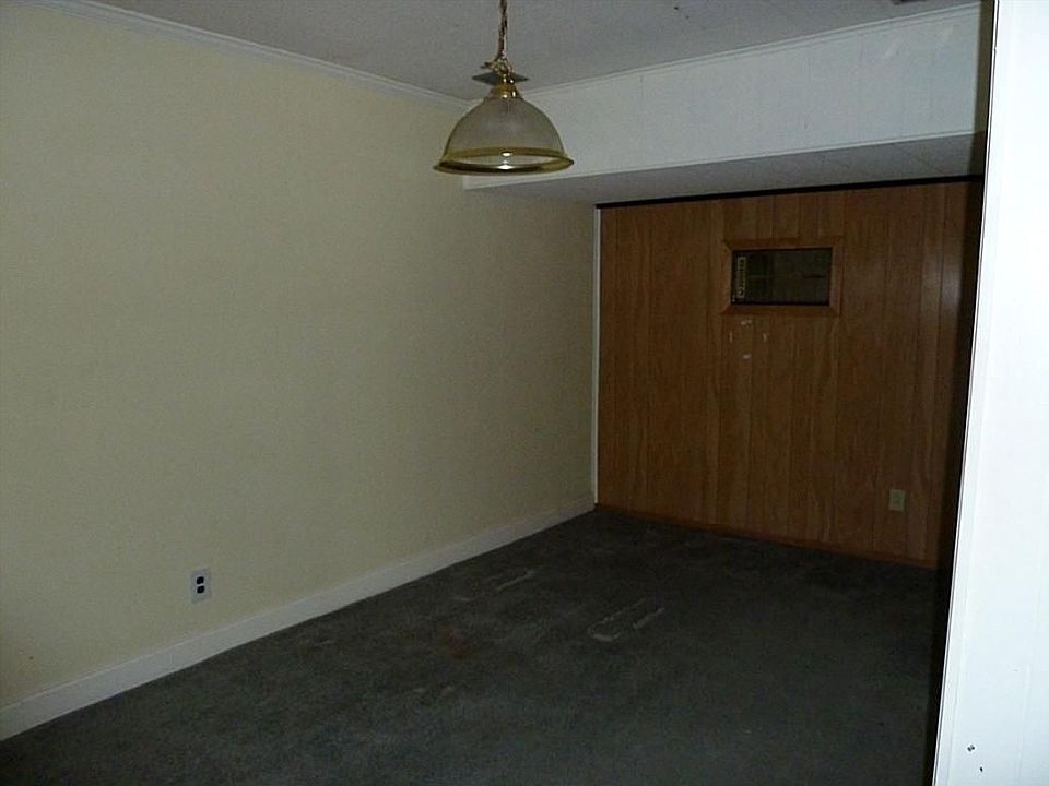 2nd image of 5817 Arthington St