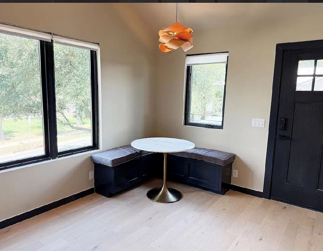 1 bed, 1.0 bath, 350 sqft, $1,995 — Photo 3