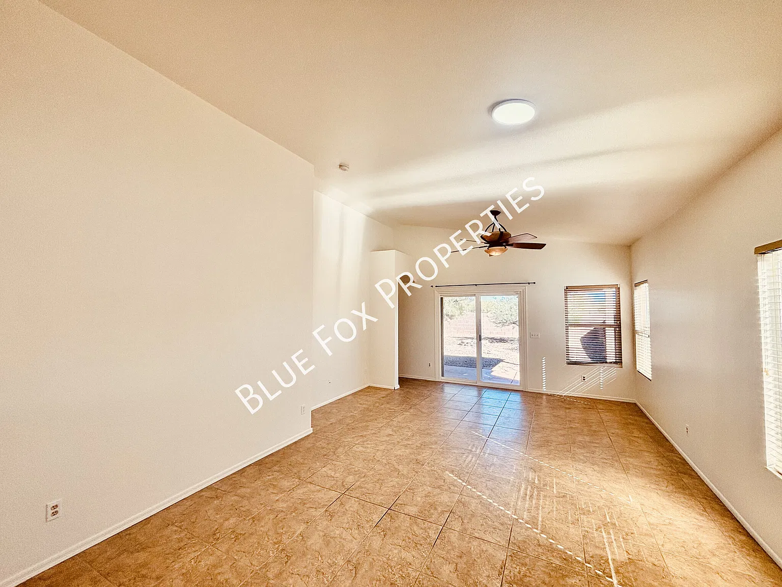 9744 North Stone Rock Drive — Photo 3