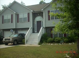 2974 Stone Creek Dr, Rex, GA 30273