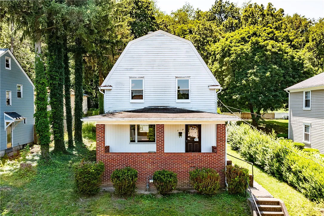 1307 Wade St photo 1