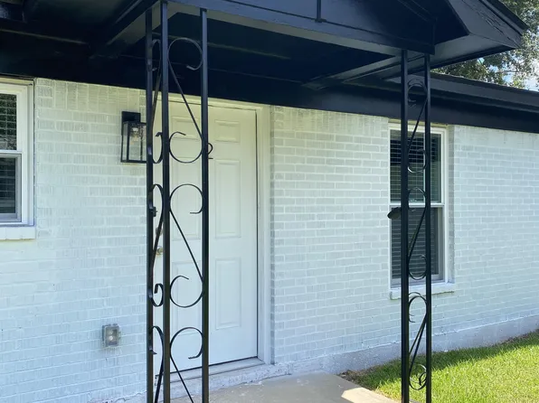 18272 Sidney Ave #2, Robertsdale, AL 36567