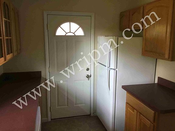 5th image of 4702 67th Ave