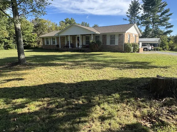 1505 Quinland Lake Rd, Cookeville, TN 38506