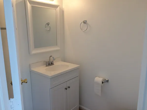 12182 Queens Grant Dr, Princess Anne, MD 21853