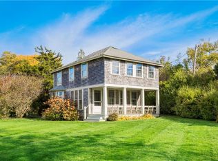 127 Sakonnet Point Rd, Little Compton, RI 02837