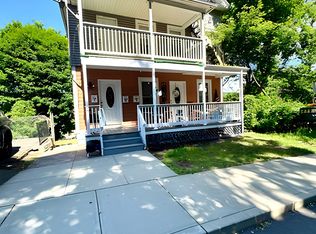 86 Maple St, Meriden, CT 06451