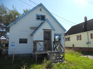 104 New Elm St, Manistique, MI 49854