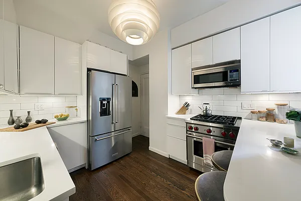 Sold by Compass | media 4