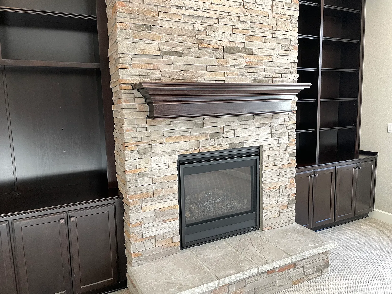 4 bed, 2633 sqft, $3,150 — Photo 4