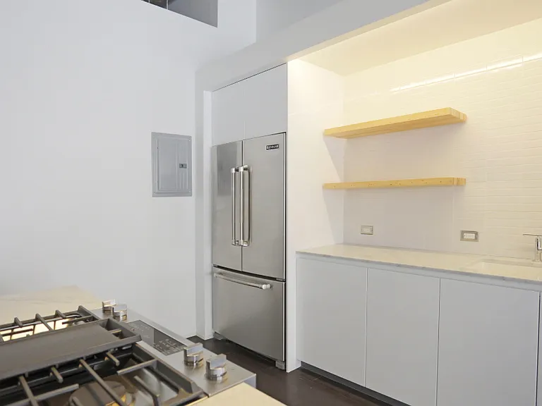 Morgan Lofts — Photo 9