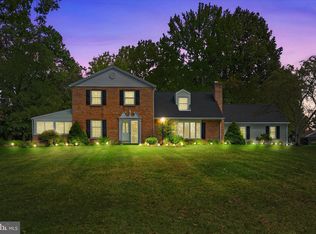 4351 Crestview Rd, Harrisburg, PA 17112