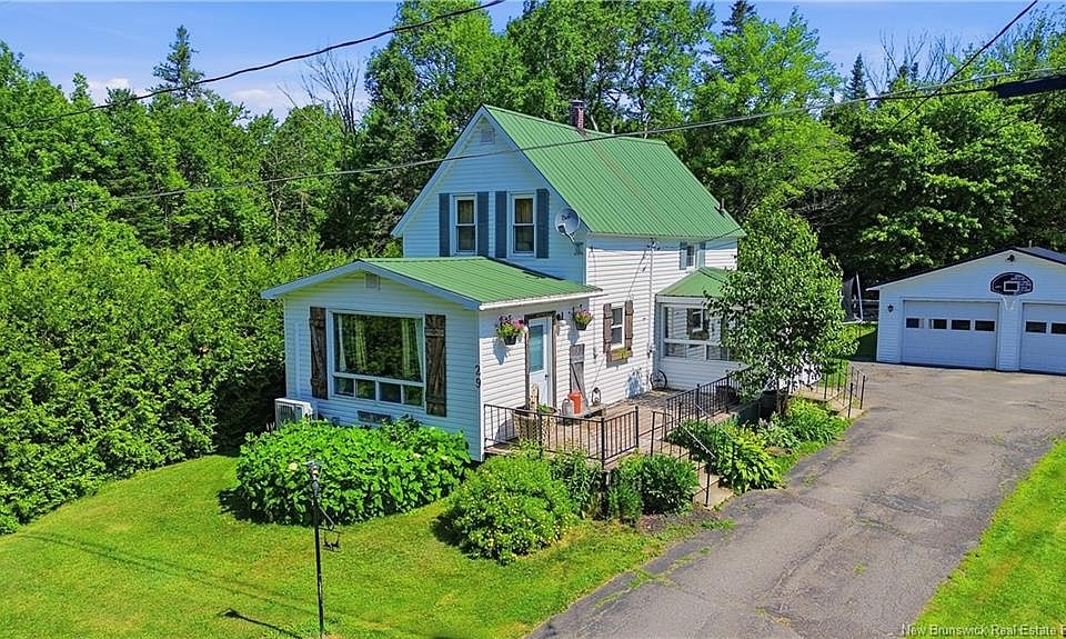 1st image of 29 McAdam St
