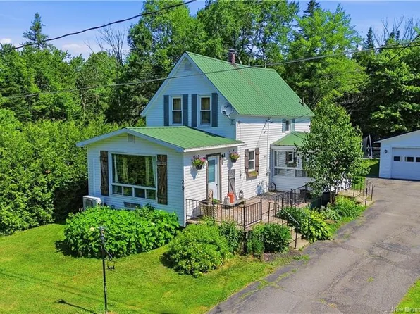 29 McAdam St, Canterbury, NB E6H 2J9